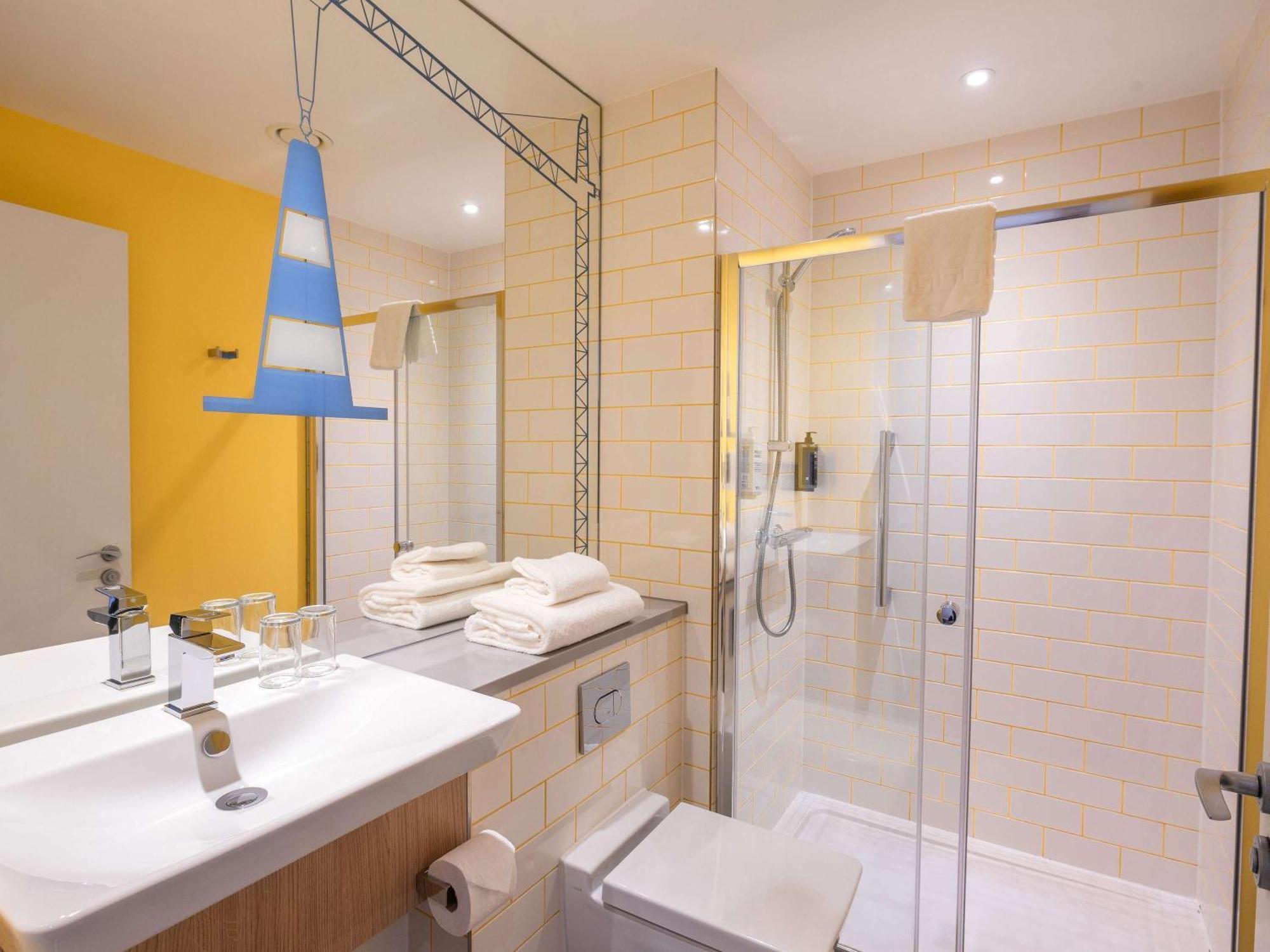 Отель Ibis Styles Centre George Square 3*