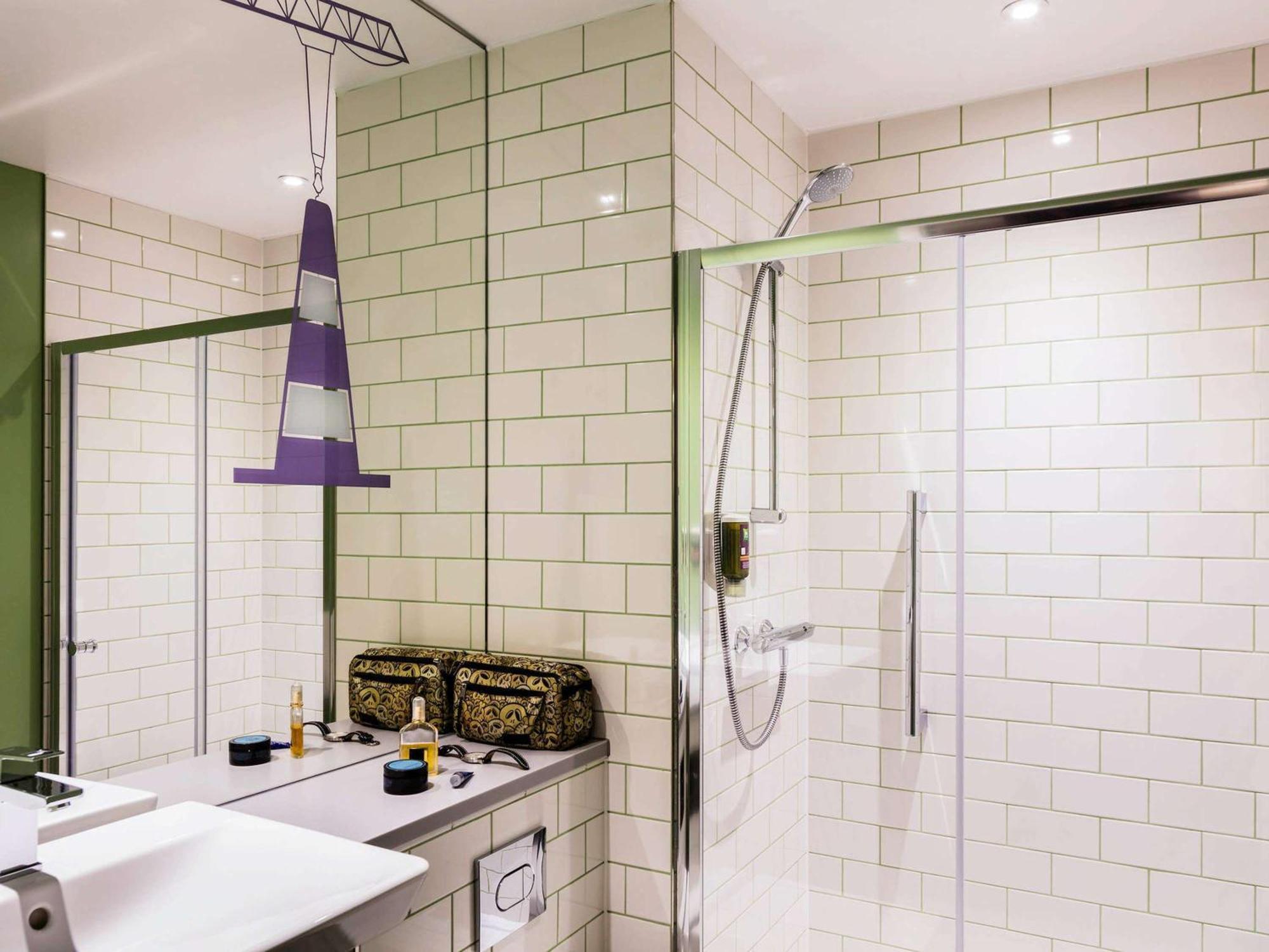 Отель Ibis Styles Centre George Square